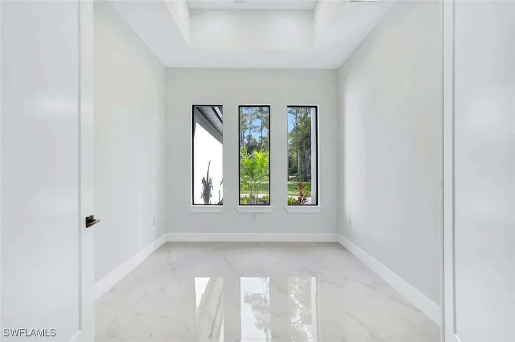 169 18th Avenue NW Naples FL 34120