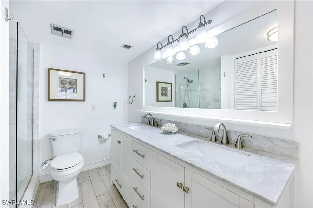 766 Central Avenue Naples FL 34102
