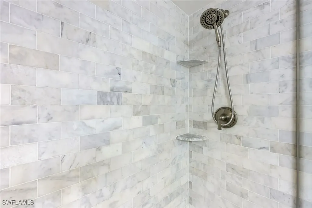 766 Central Avenue Naples FL 34102