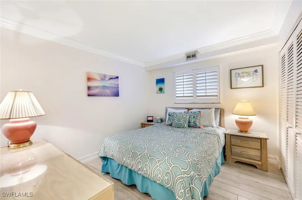 766 Central Avenue Naples FL 34102