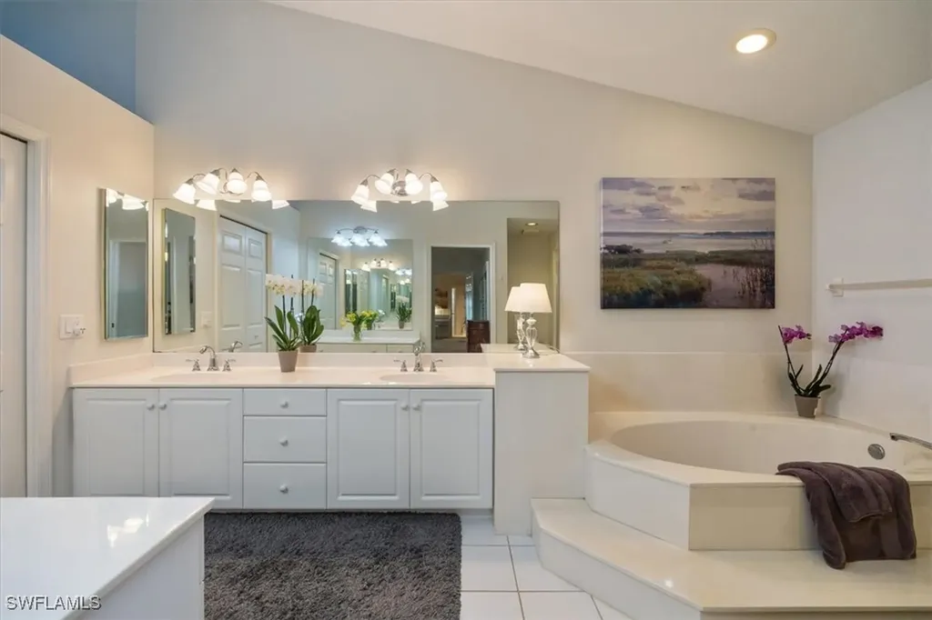 203 Via Perignon Naples FL 34119