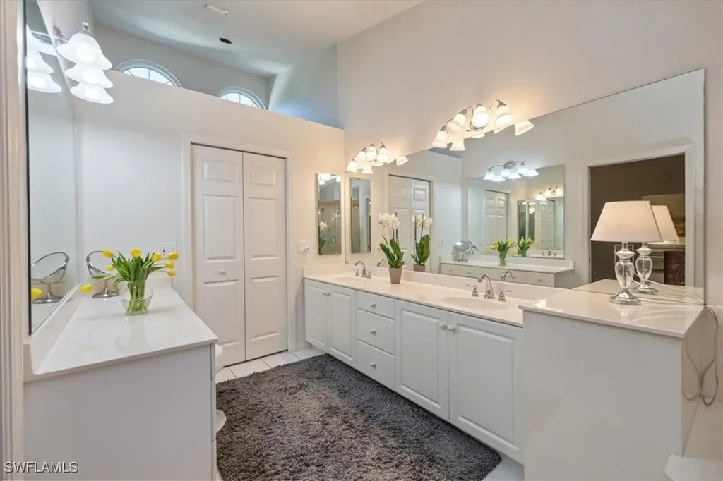 203 Via Perignon Naples FL 34119