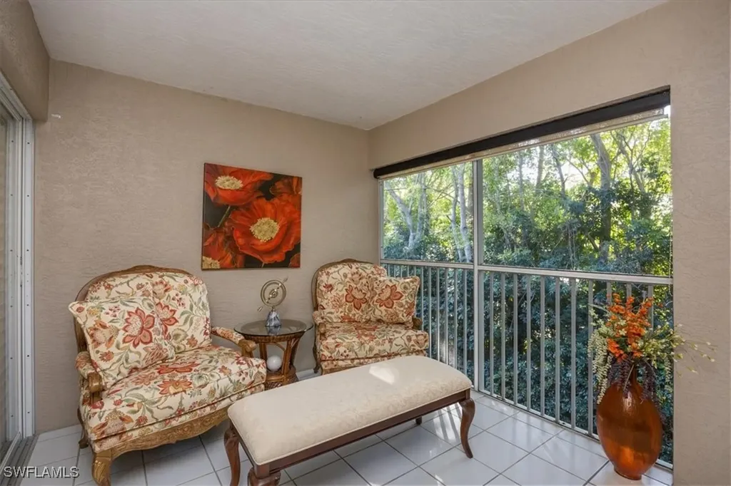 203 Via Perignon Naples FL 34119