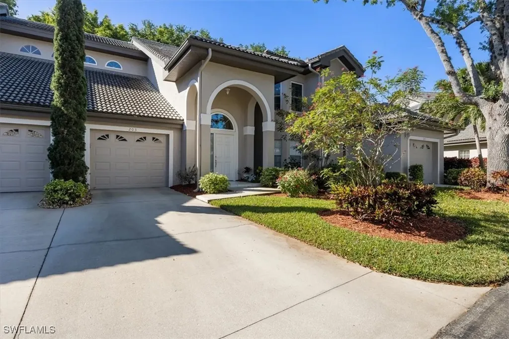 203 Via Perignon Naples FL 34119