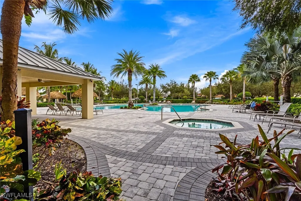 2667 Blossom Way Naples FL 34120