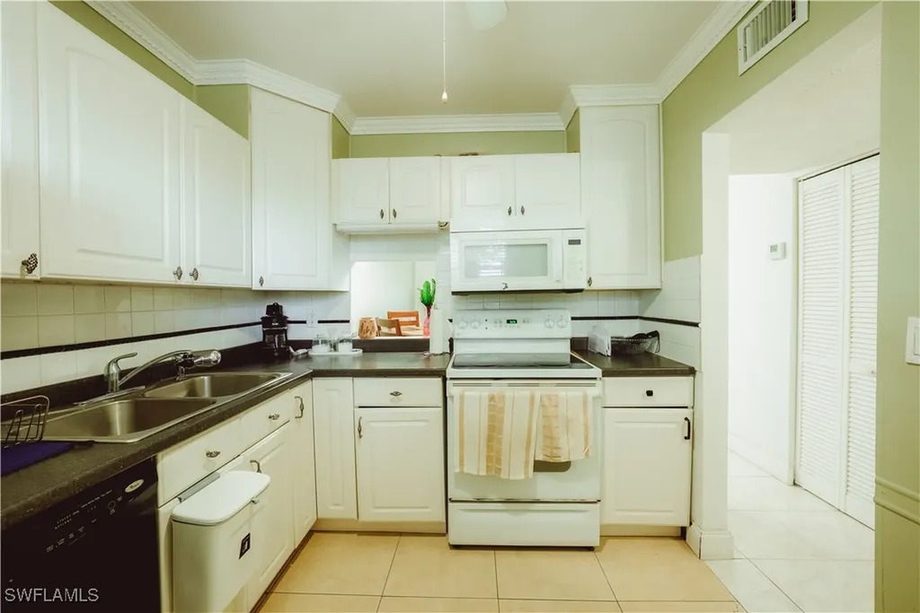3110 Holiday Springs Boulevard Margate FL 33063