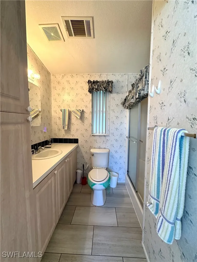 4540 Split Log Lane E Estero FL 33928