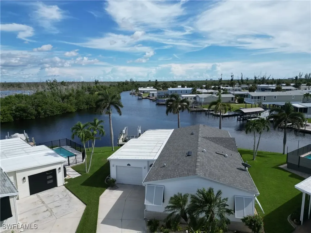 17741 Canal Cove Court Fort Myers Beach FL 33931