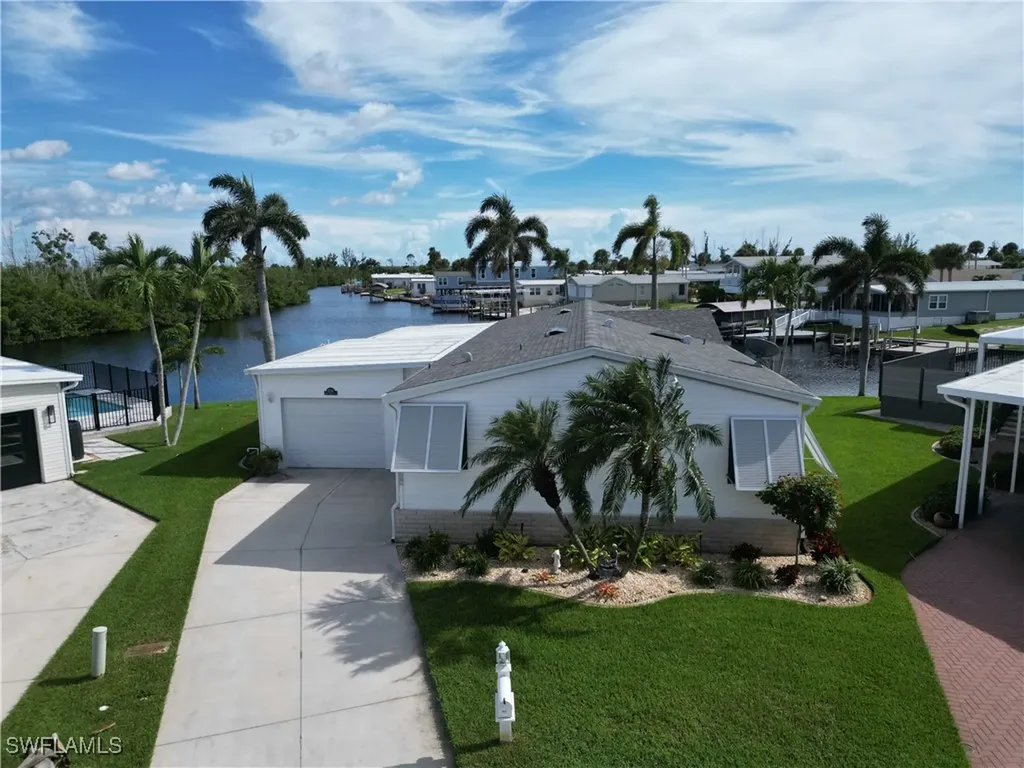 17741 Canal Cove Court Fort Myers Beach FL 33931
