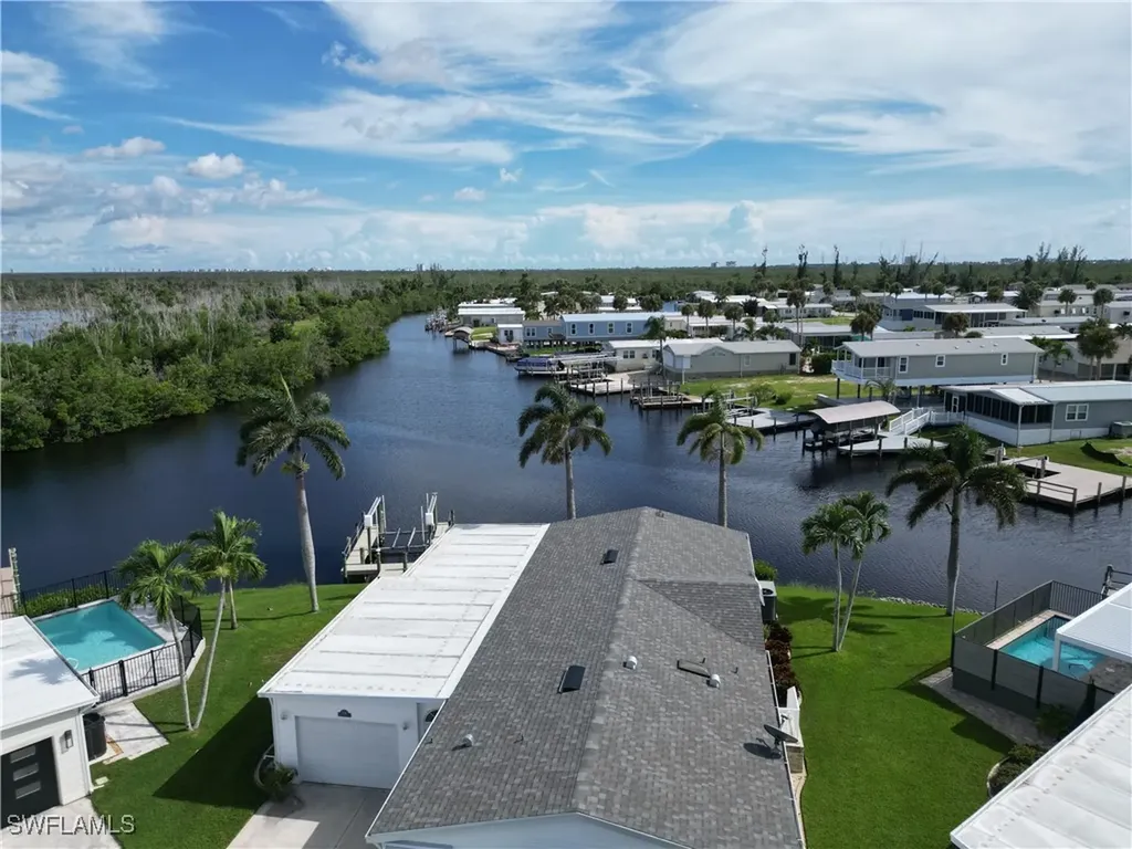 17741 Canal Cove Court Fort Myers Beach FL 33931