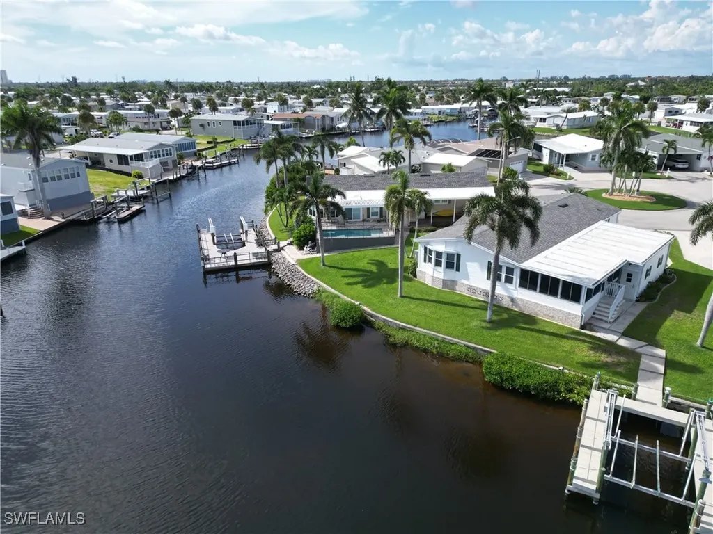 17741 Canal Cove Court Fort Myers Beach FL 33931