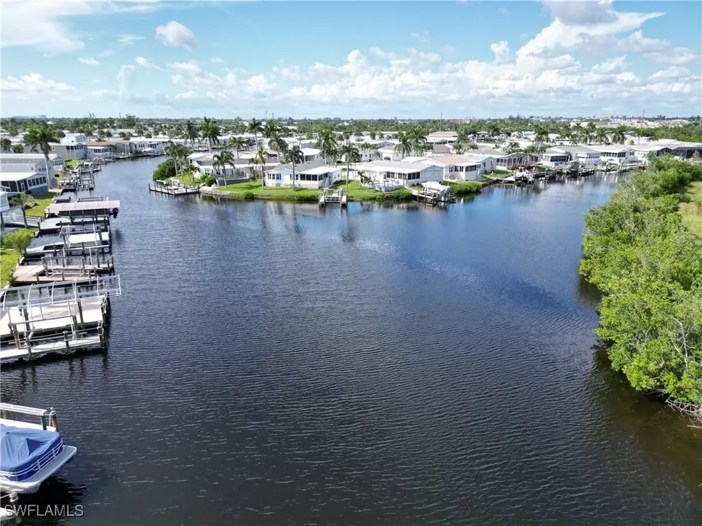 17741 Canal Cove Court Fort Myers Beach FL 33931