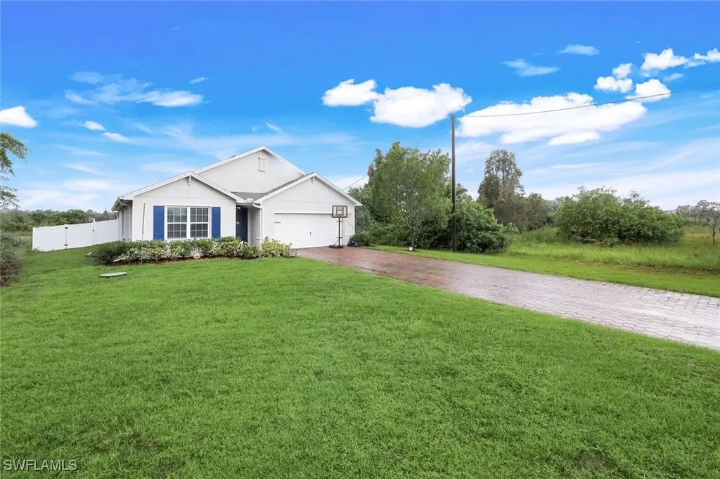 4180 68th Avenue NE Naples FL 34120
