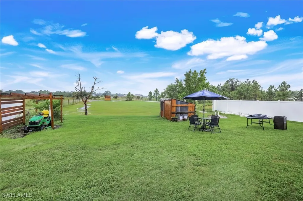 4180 68th Avenue NE Naples FL 34120