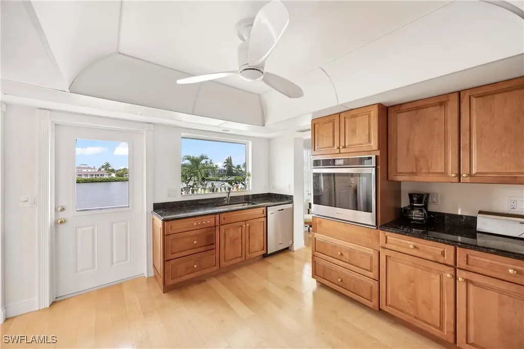 330 Kon Tiki Drive Naples FL 34113