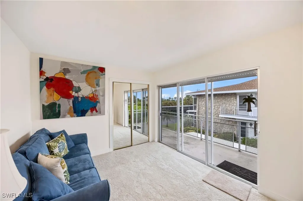 330 Kon Tiki Drive Naples FL 34113