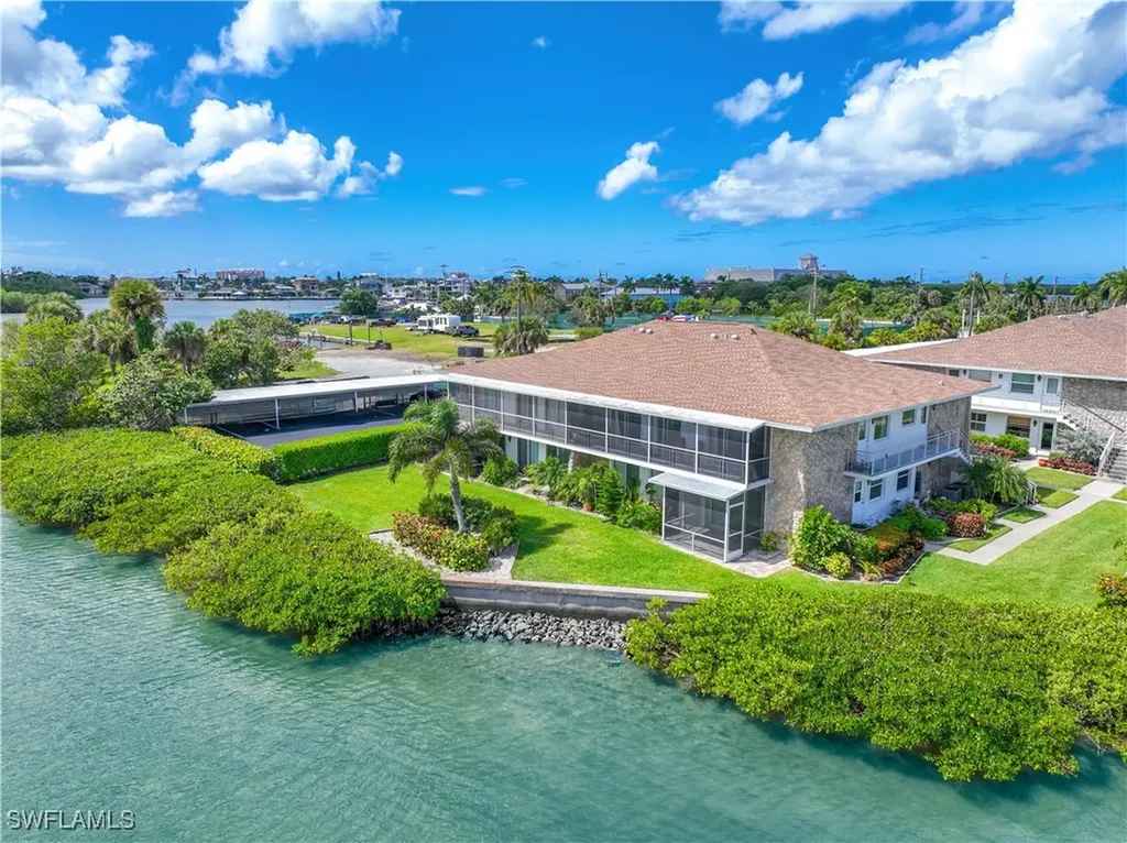 330 Kon Tiki Drive Naples FL 34113