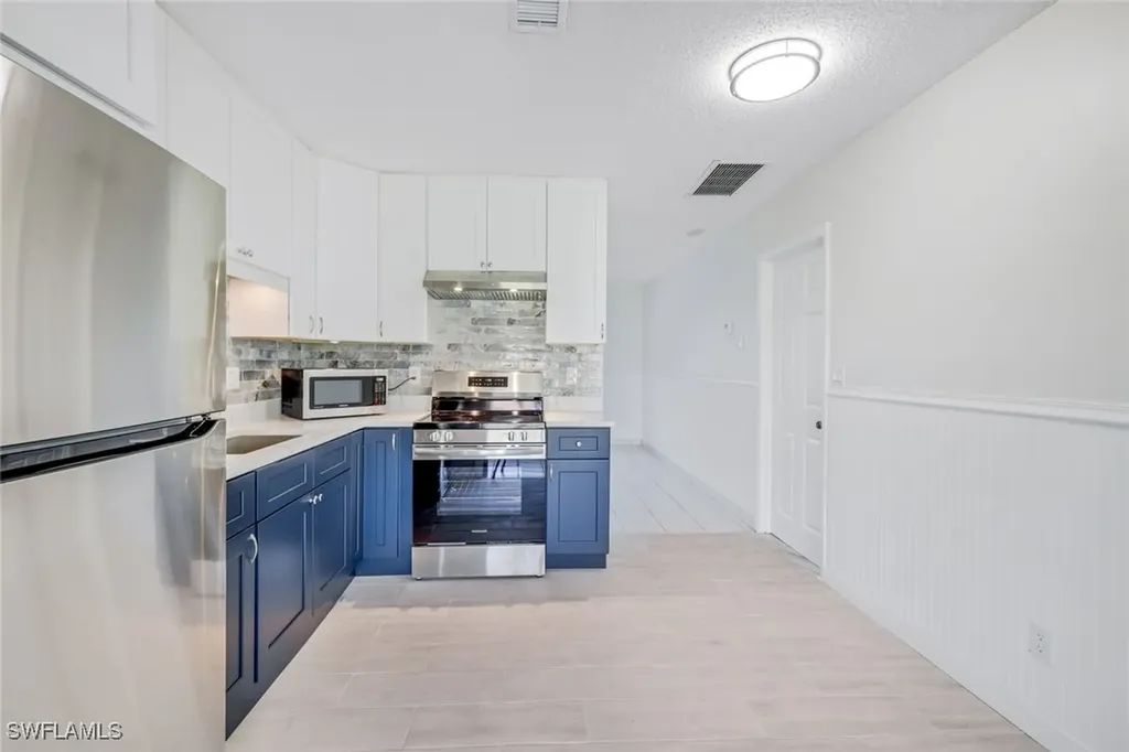 81 9th Street Bonita Springs FL 34134