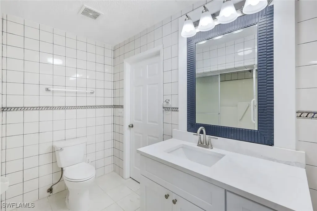 81 9th Street Bonita Springs FL 34134