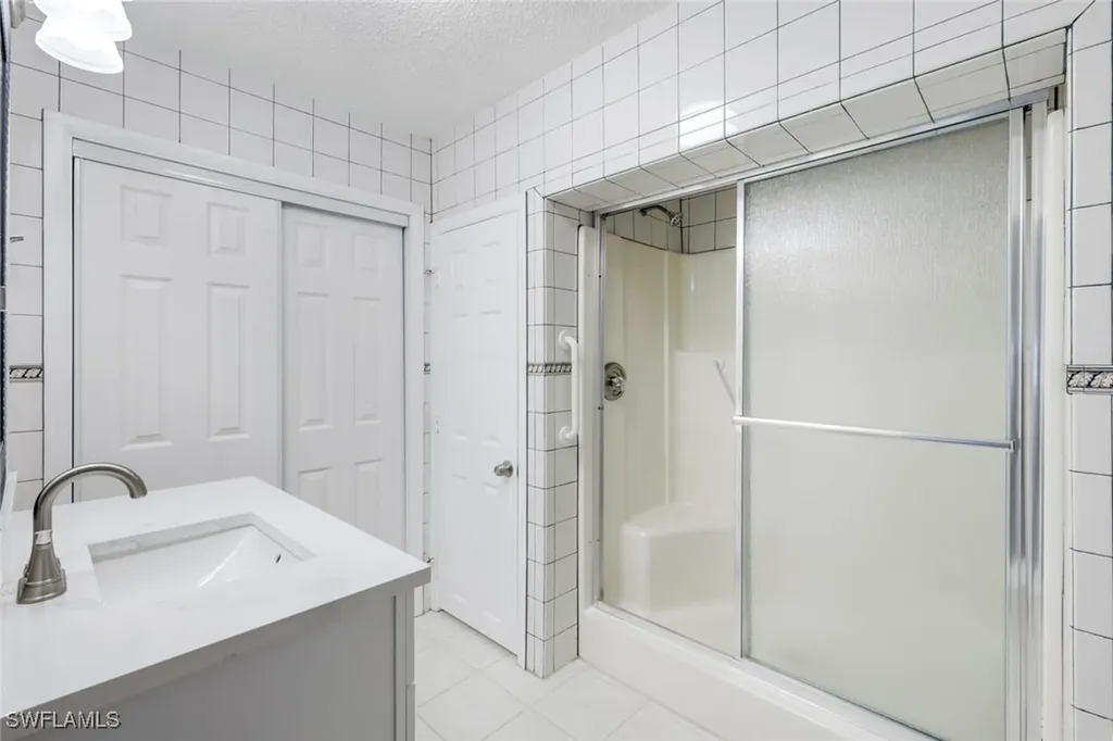 81 9th Street Bonita Springs FL 34134