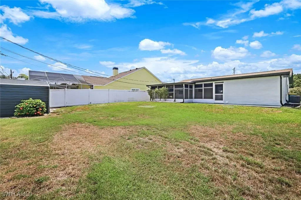 81 9th Street Bonita Springs FL 34134