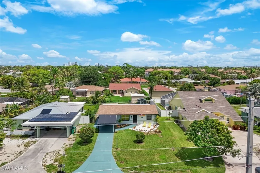 81 9th Street Bonita Springs FL 34134