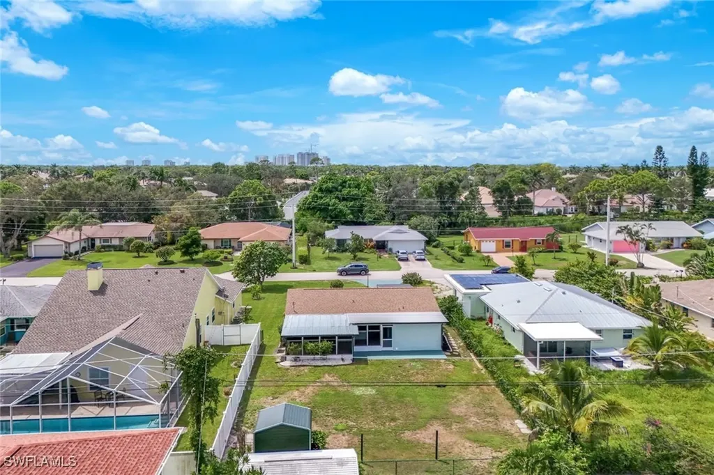 81 9th Street Bonita Springs FL 34134