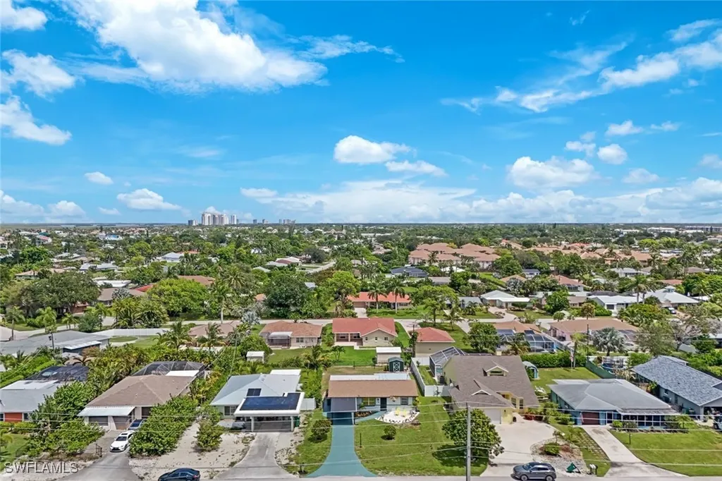 81 9th Street Bonita Springs FL 34134