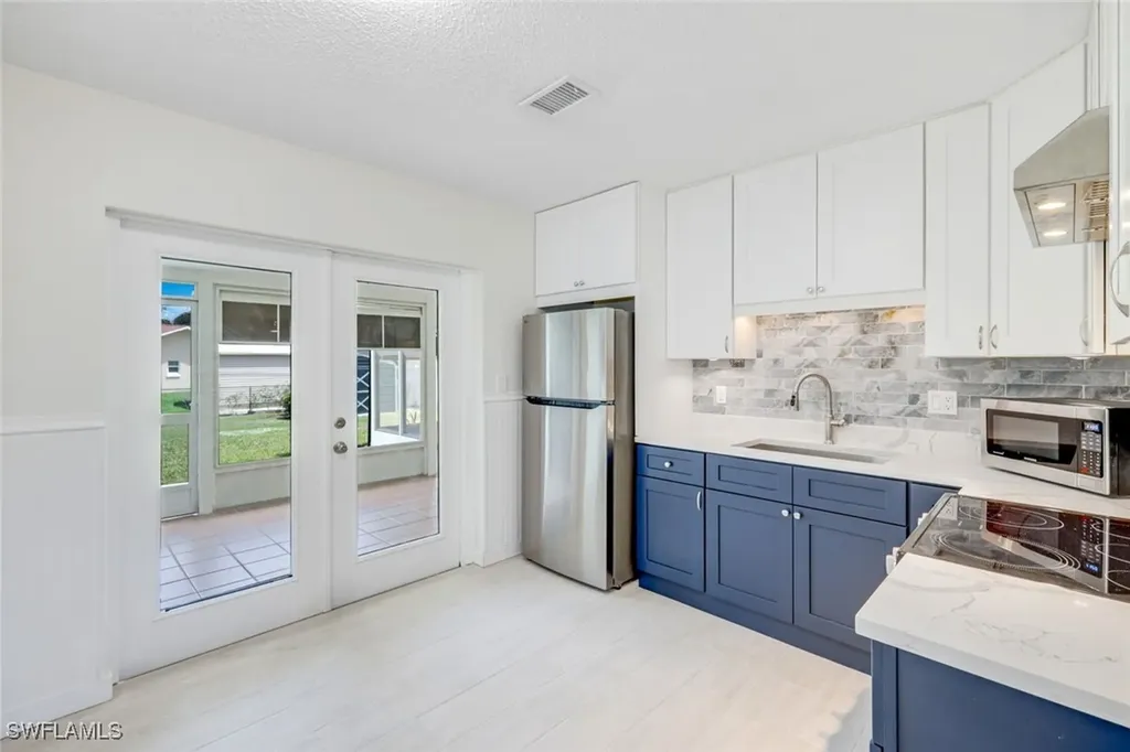 81 9th Street Bonita Springs FL 34134