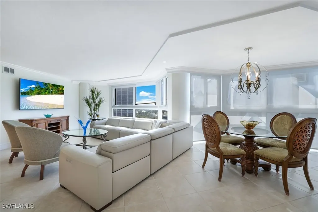 4041 Gulf Shore Boulevard N Naples FL 34103