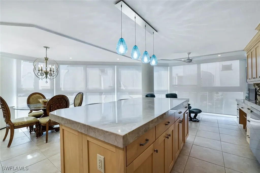 4041 Gulf Shore Boulevard N Naples FL 34103
