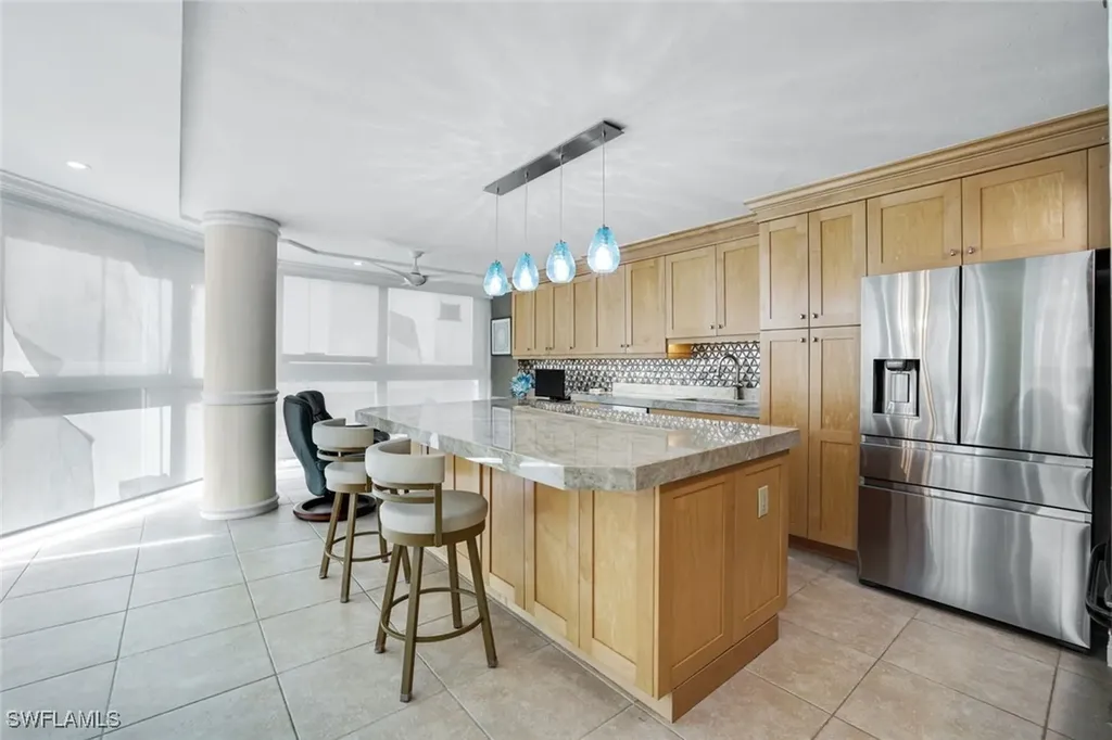 4041 Gulf Shore Boulevard N Naples FL 34103