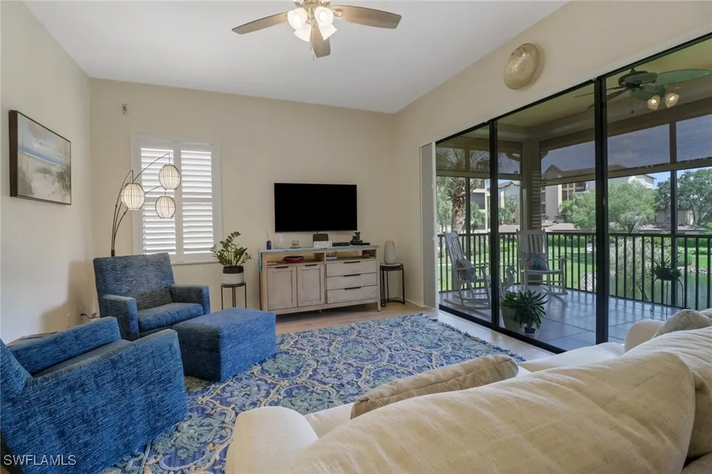 184 Vintage Circle Naples FL 34119