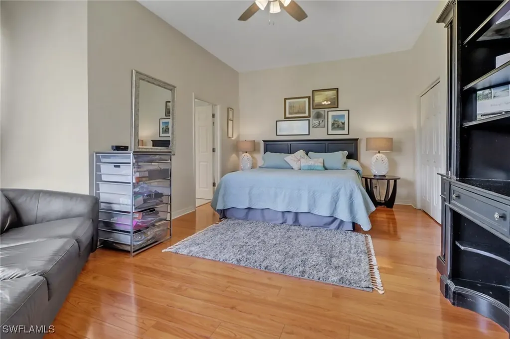 184 Vintage Circle Naples FL 34119