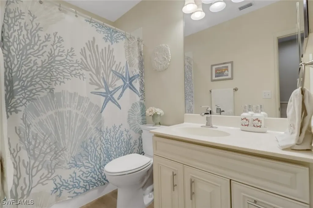 184 Vintage Circle Naples FL 34119