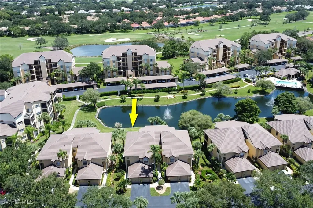 184 Vintage Circle Naples FL 34119