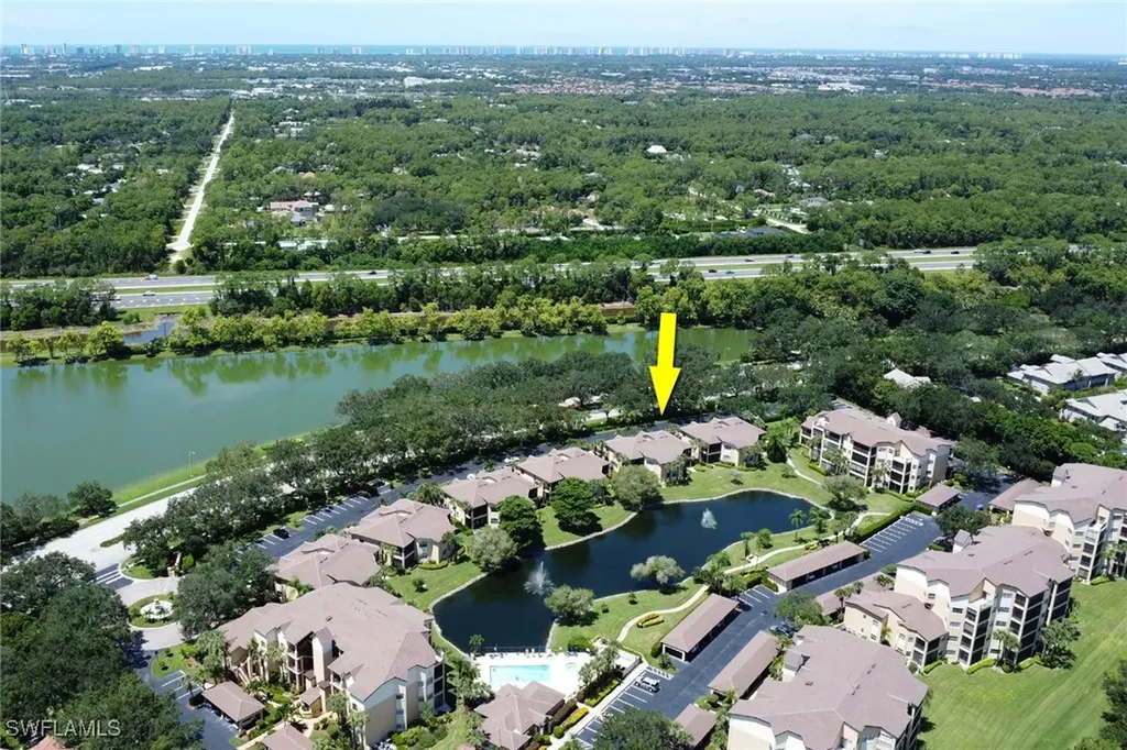 184 Vintage Circle Naples FL 34119