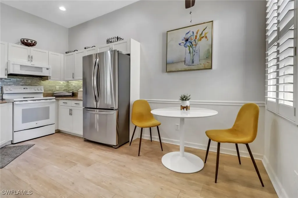 184 Vintage Circle Naples FL 34119