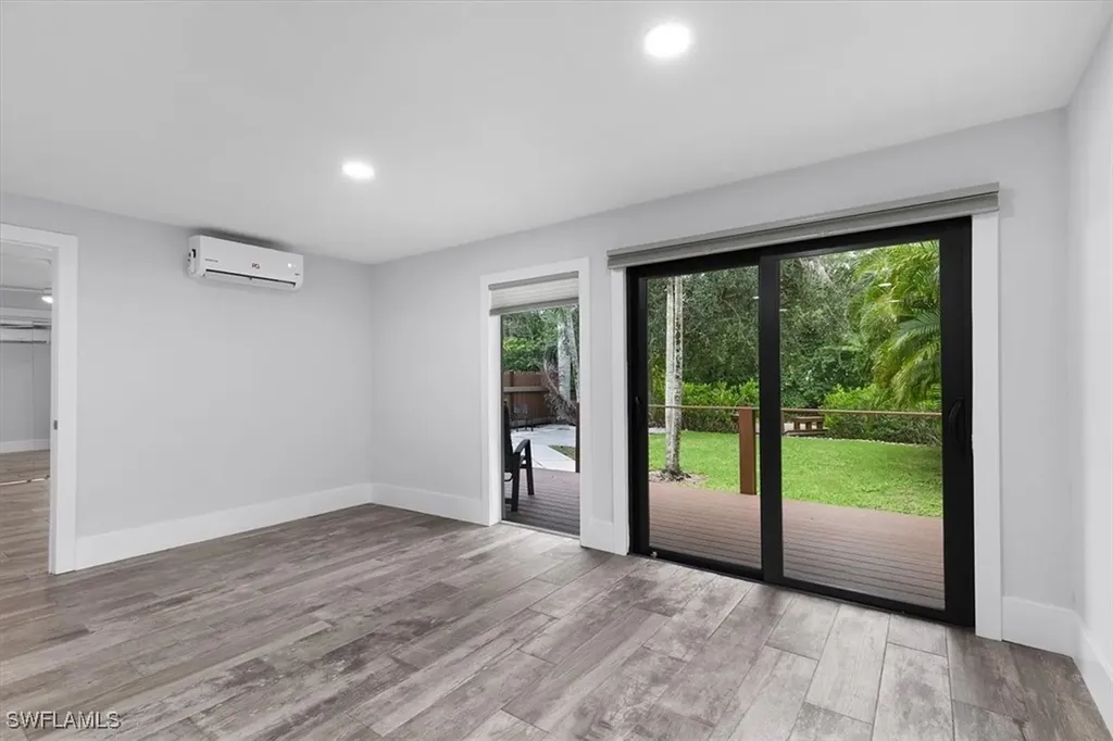 3240 Collee Court Naples FL 34112