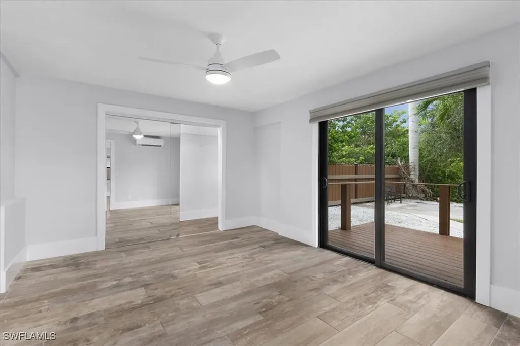 3240 Collee Court Naples FL 34112