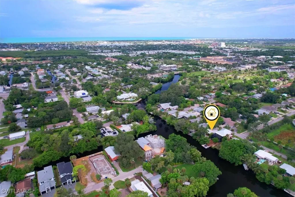 3240 Collee Court Naples FL 34112