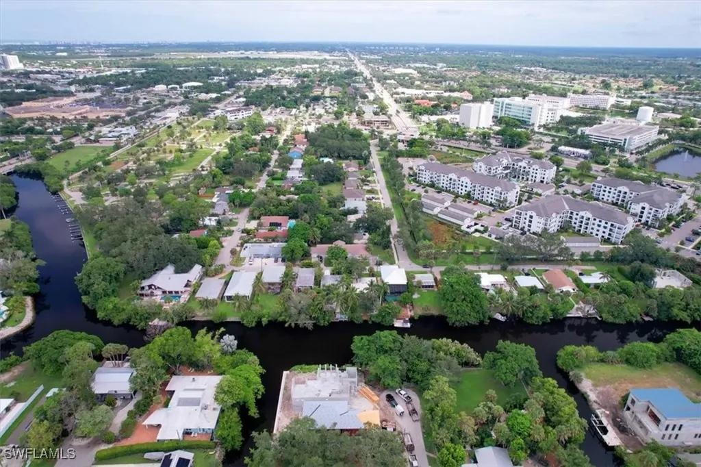 3240 Collee Court Naples FL 34112
