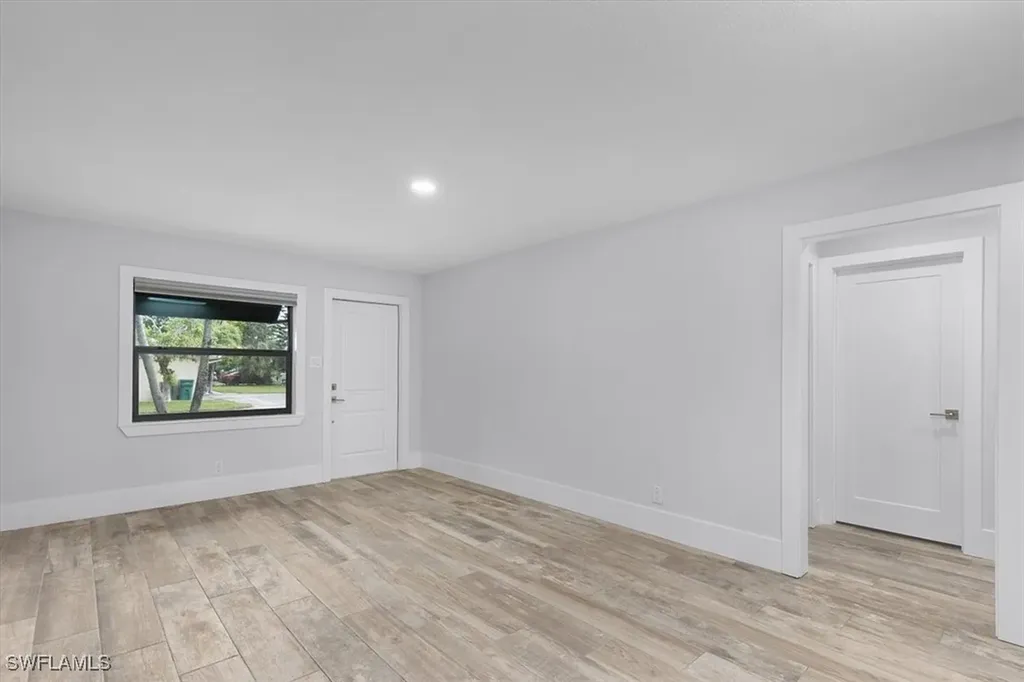 3240 Collee Court Naples FL 34112
