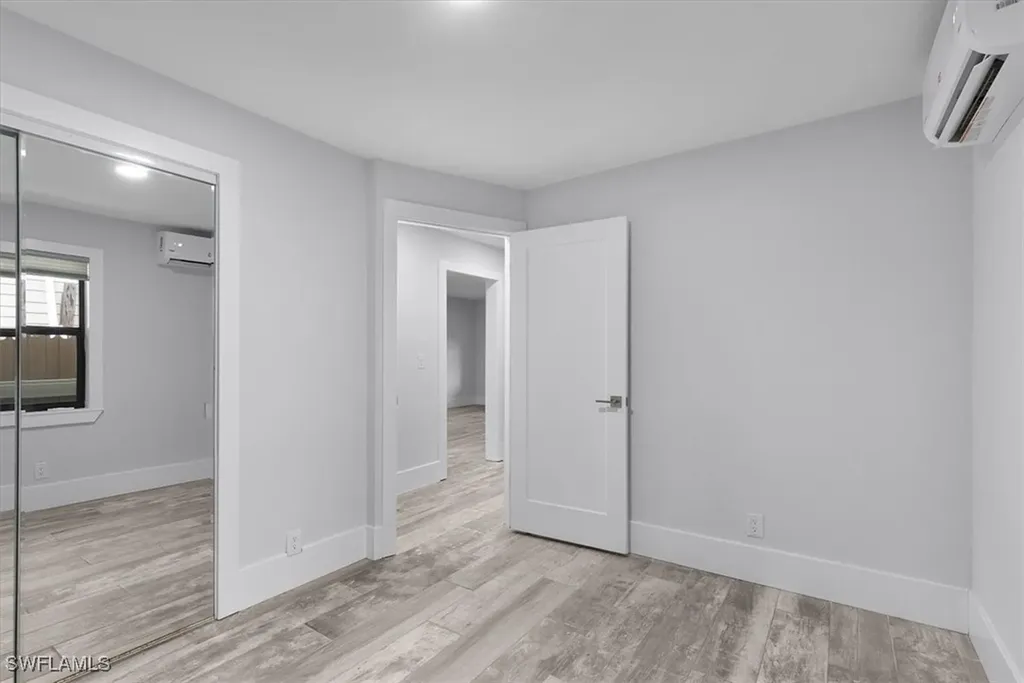 3240 Collee Court Naples FL 34112