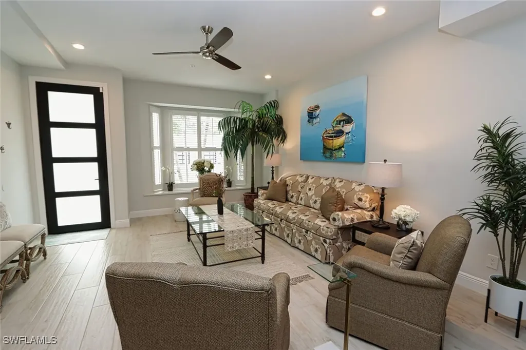 1165 4th Street S Naples FL 34102