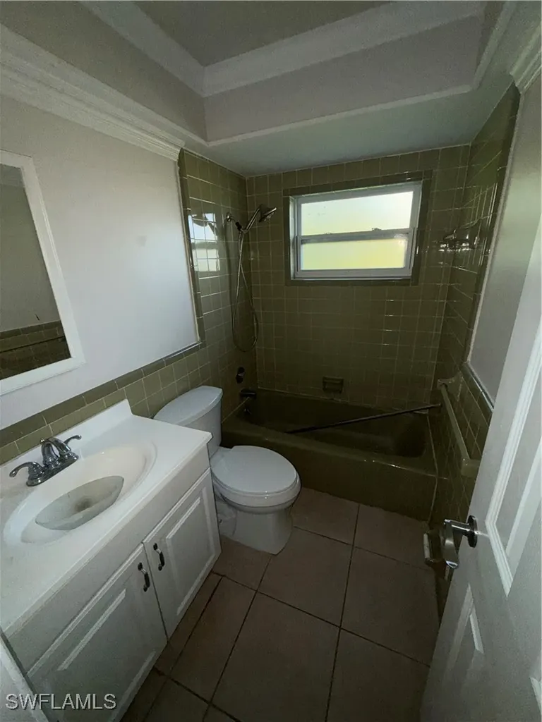 5820 Algiers Street Fort Myers FL 33919