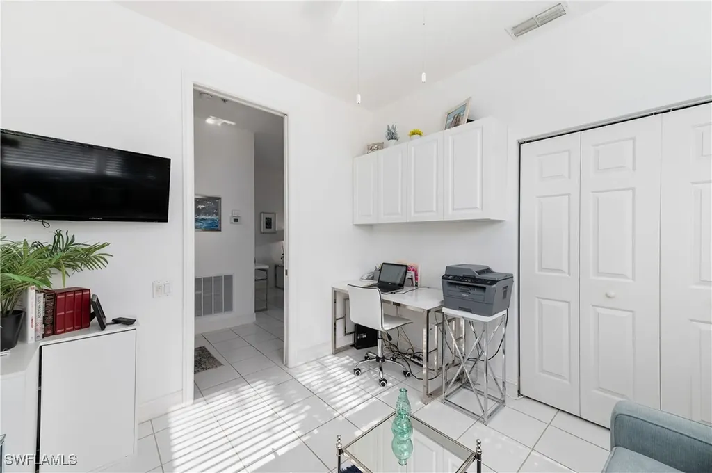 800 Carrick Bend Circle Naples FL 34110