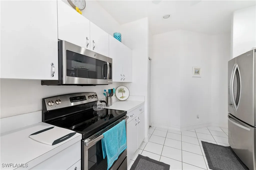 800 Carrick Bend Circle Naples FL 34110