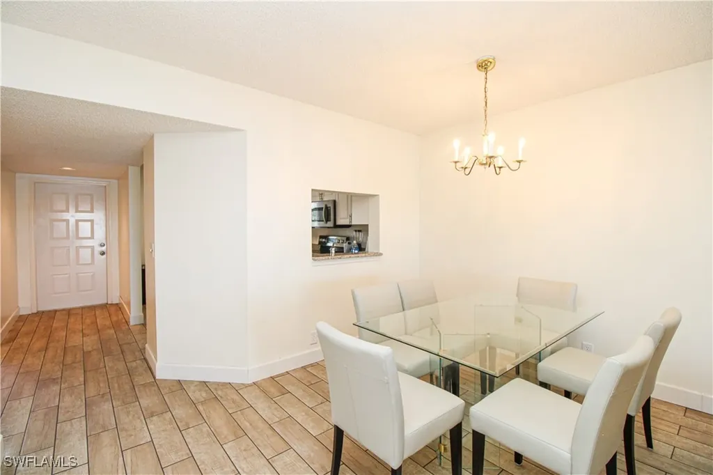 7794 Emerald Circle Naples FL 34109