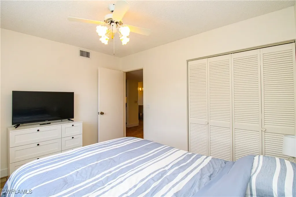 7794 Emerald Circle Naples FL 34109